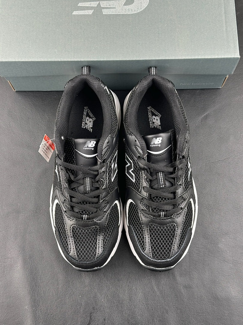 New Balance 530 Sneakers