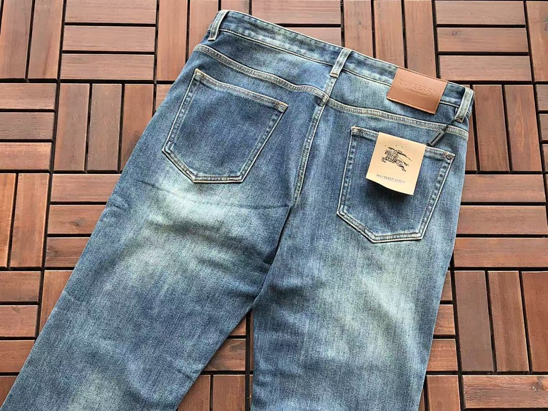 Burberry JEANS