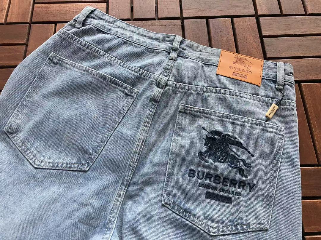 Burberry JEANS