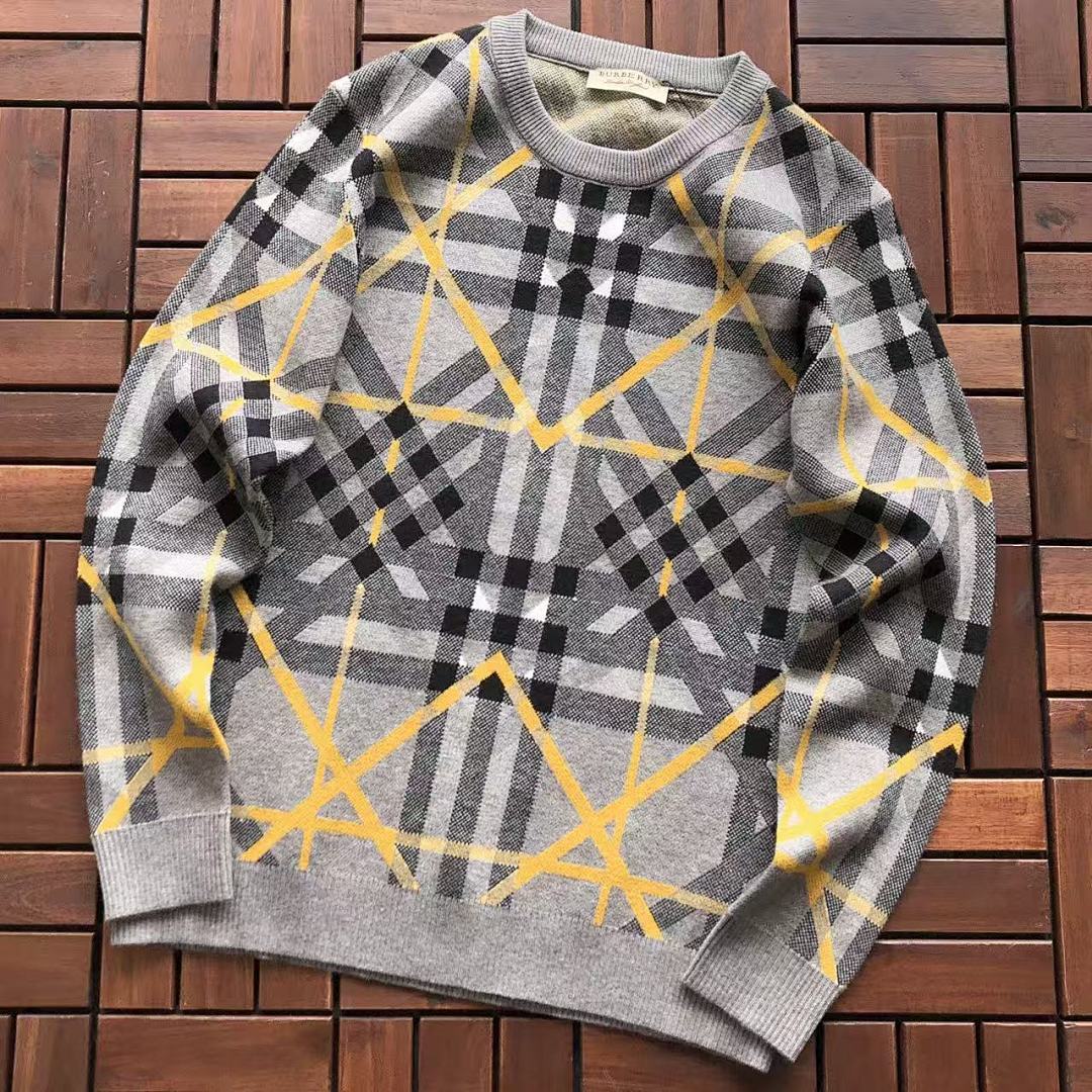 Burberry SWEATER