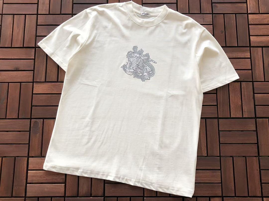 Burberry T-SHIRT