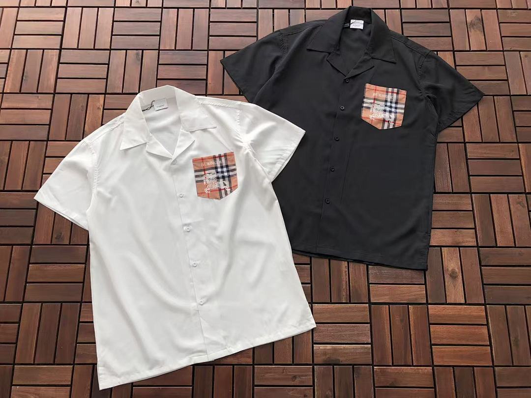 Burberry T-SHIRT