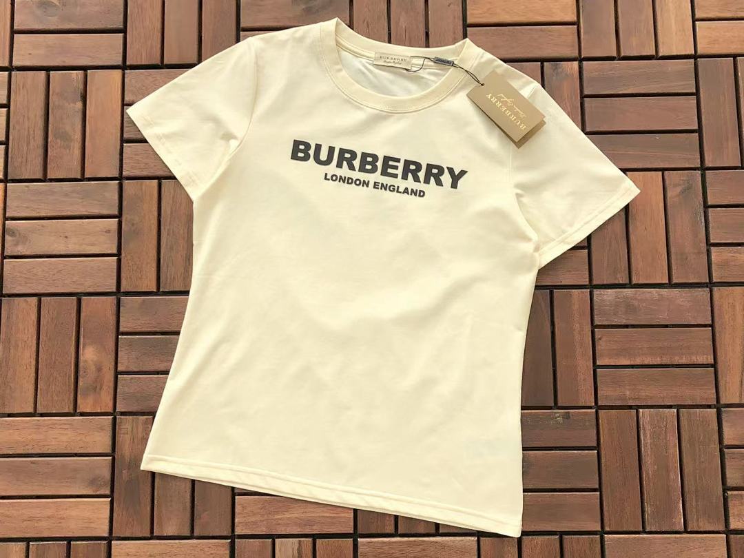 Burberry T-SHIRT