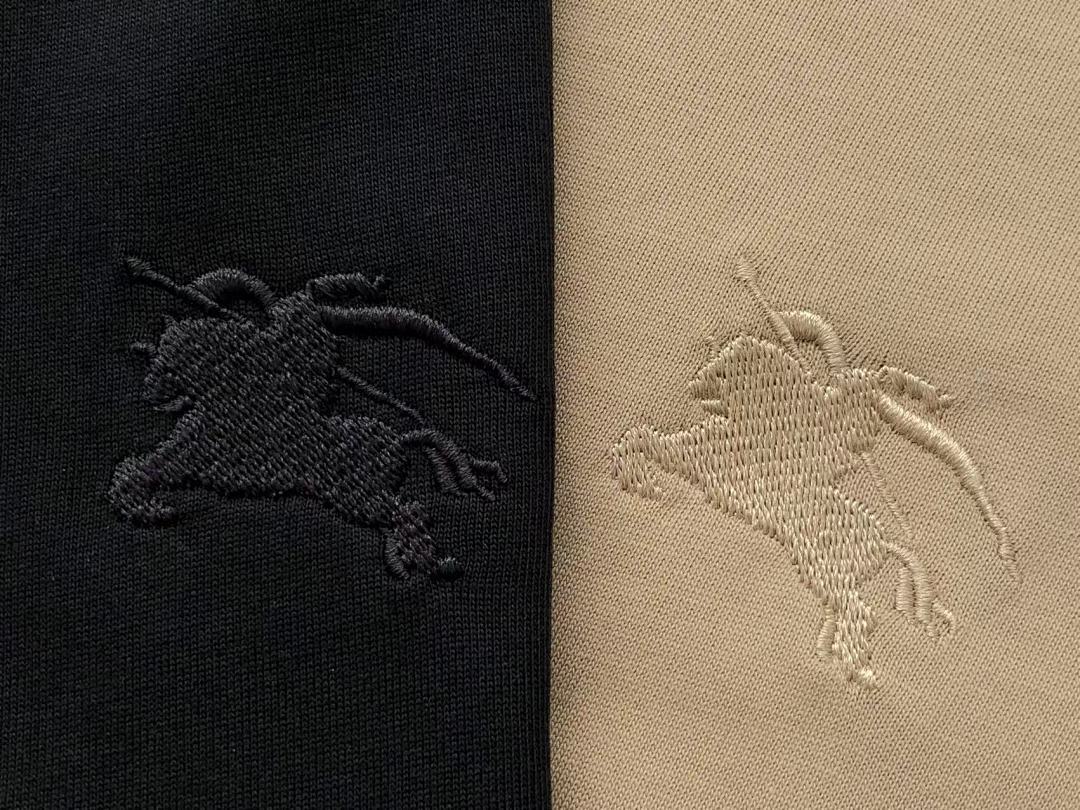 Burberry T-SHIRT