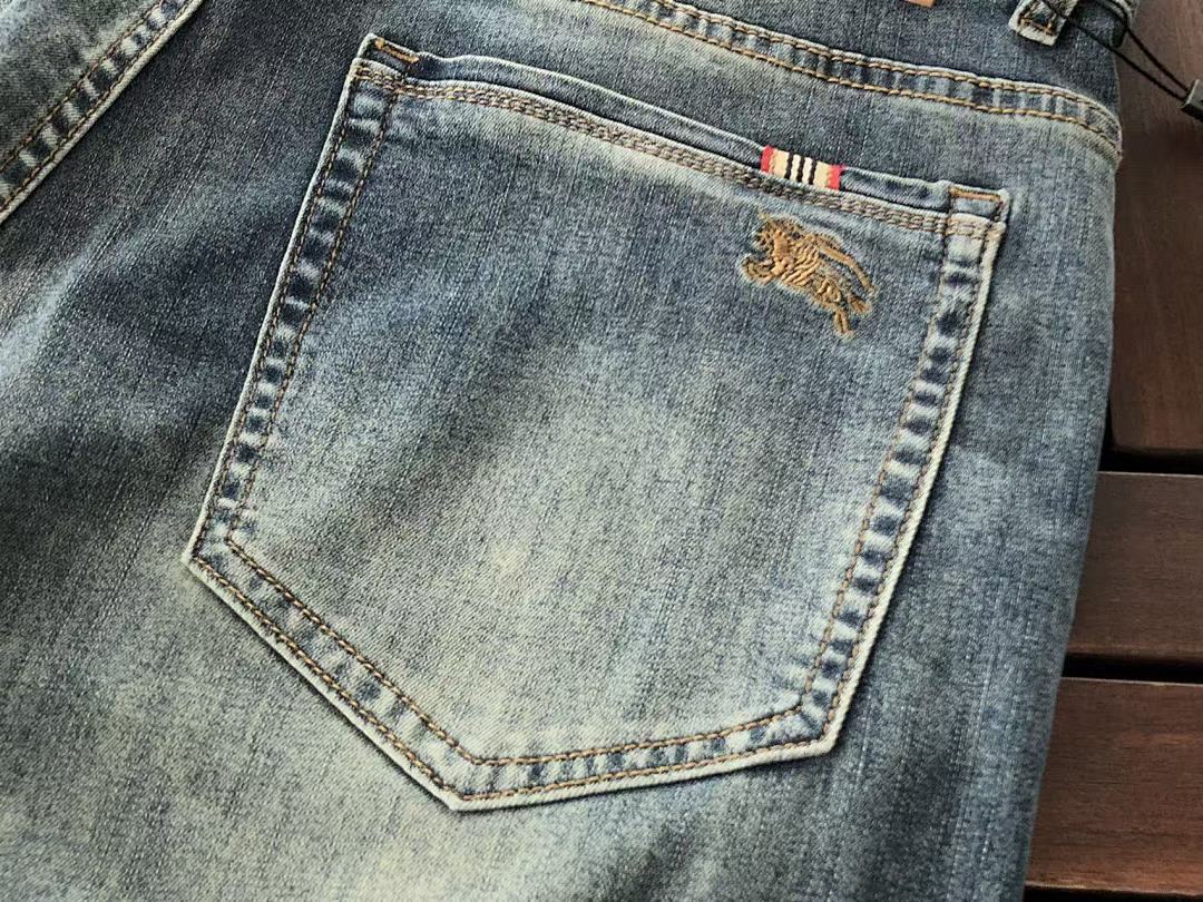 Burberry JEANS