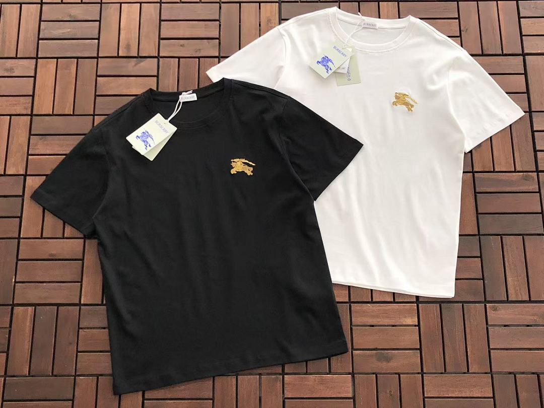 Burberry T-SHIRT