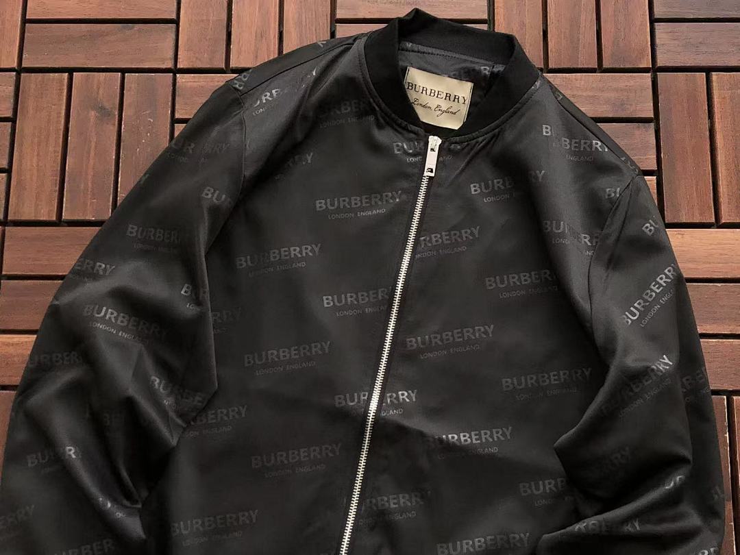 Burberry JACKET
