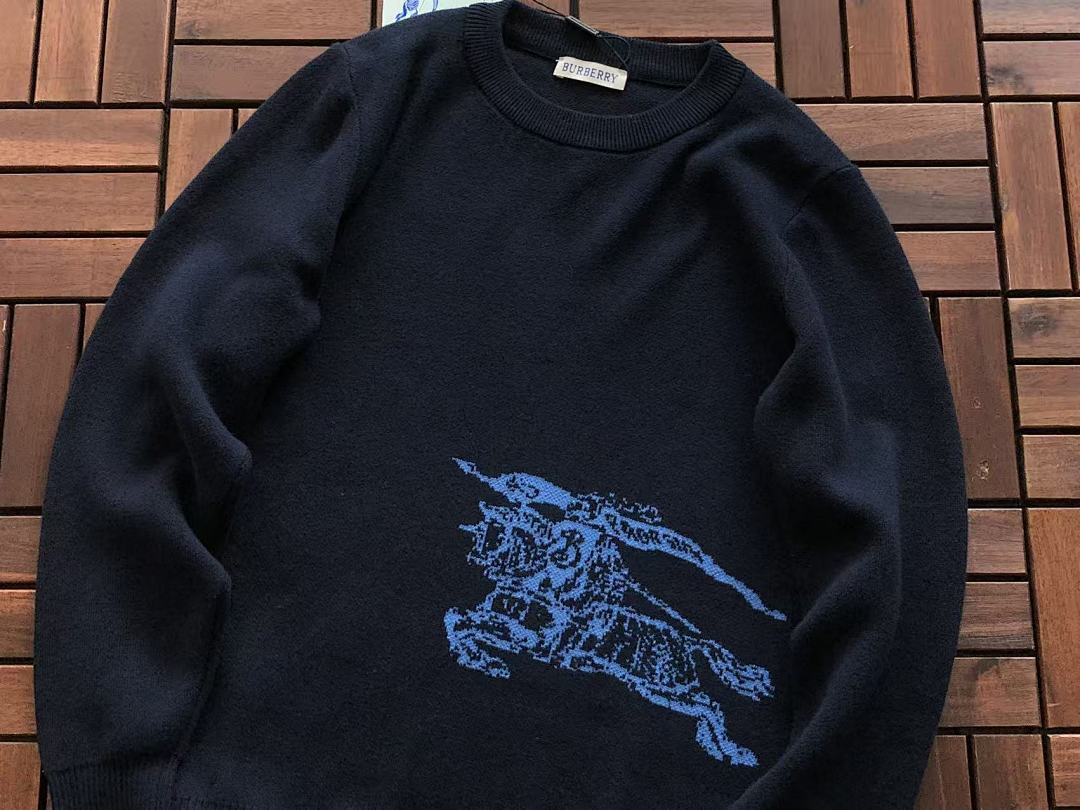 Burberry SWEATER