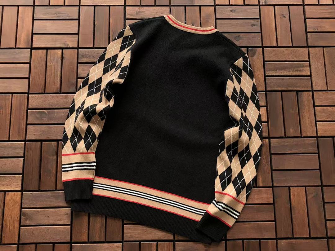 Burberry SWEATER