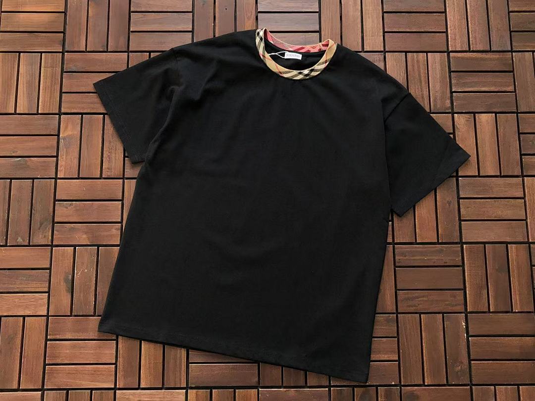 Burberry T-SHIRT
