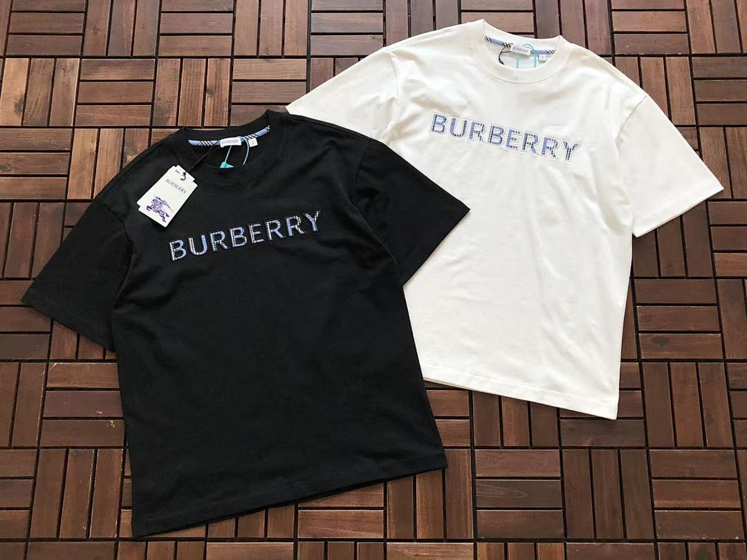 Burberry T-SHIRT