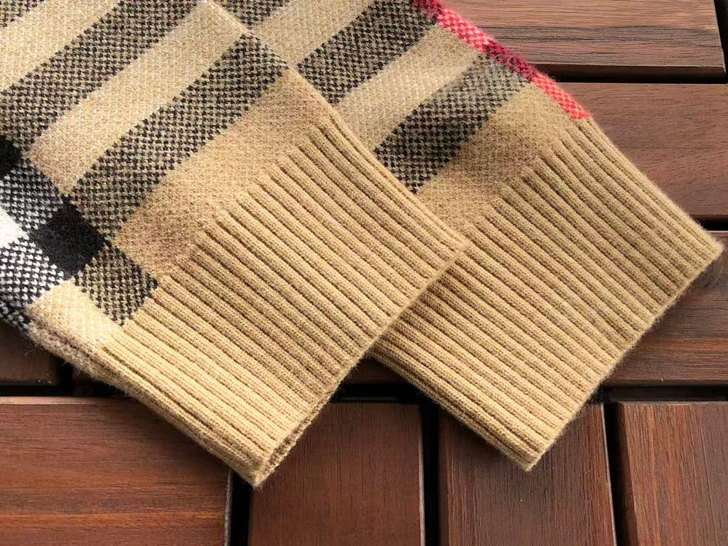 Burberry SWEATER