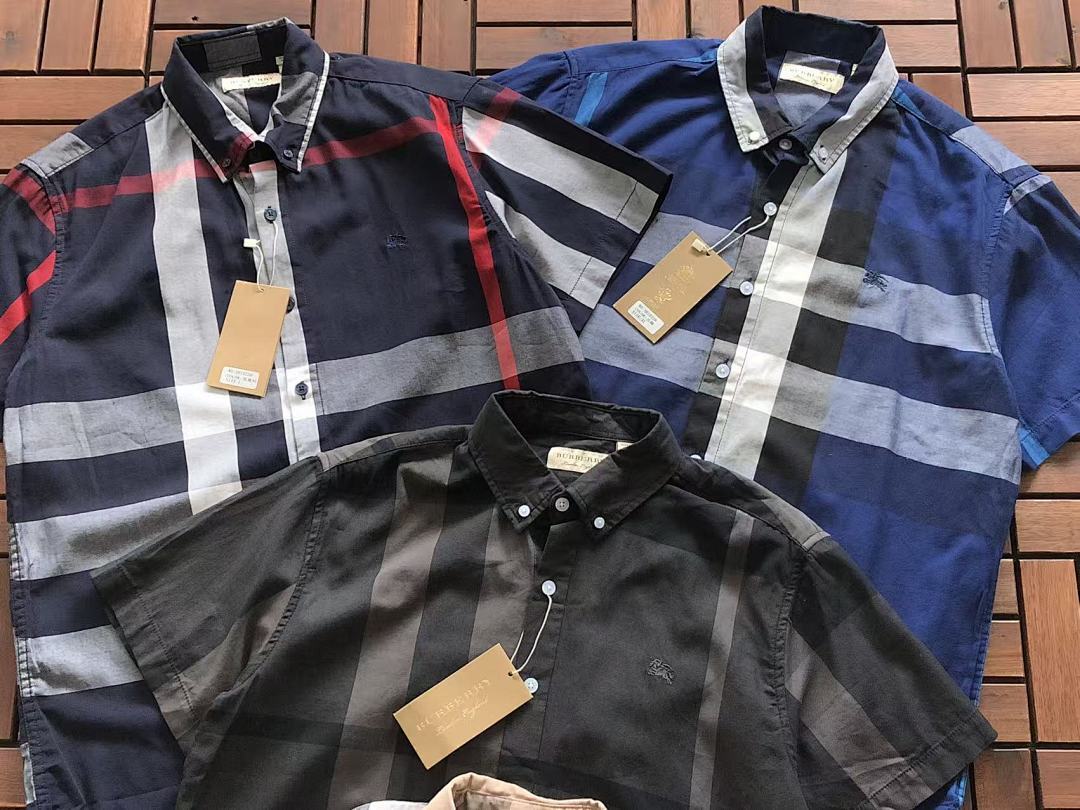 Burberry T-SHIRT