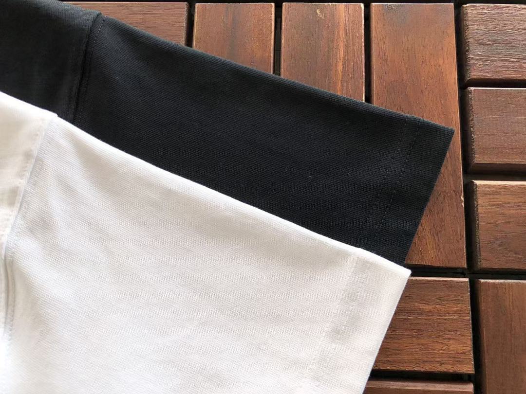 Burberry T-SHIRT