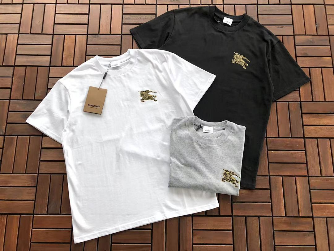Burberry T-SHIRT