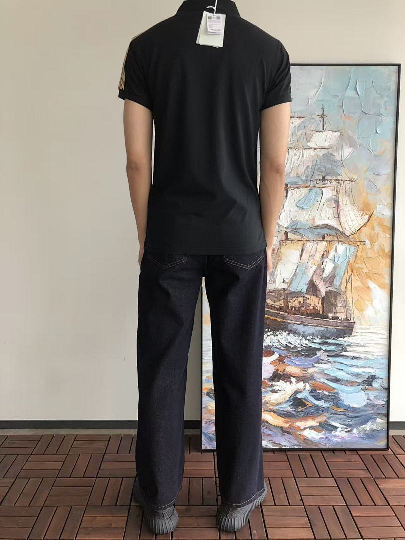 Burberry T-Shirt