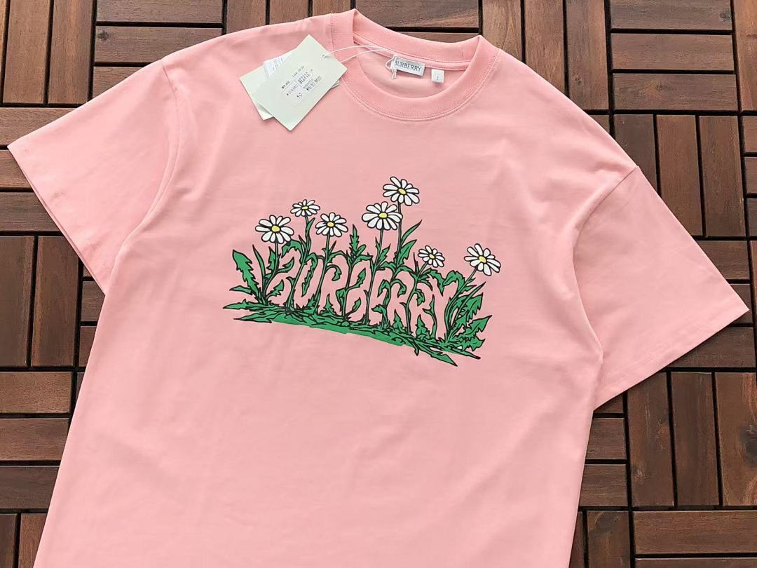 Burberry T-SHIRT