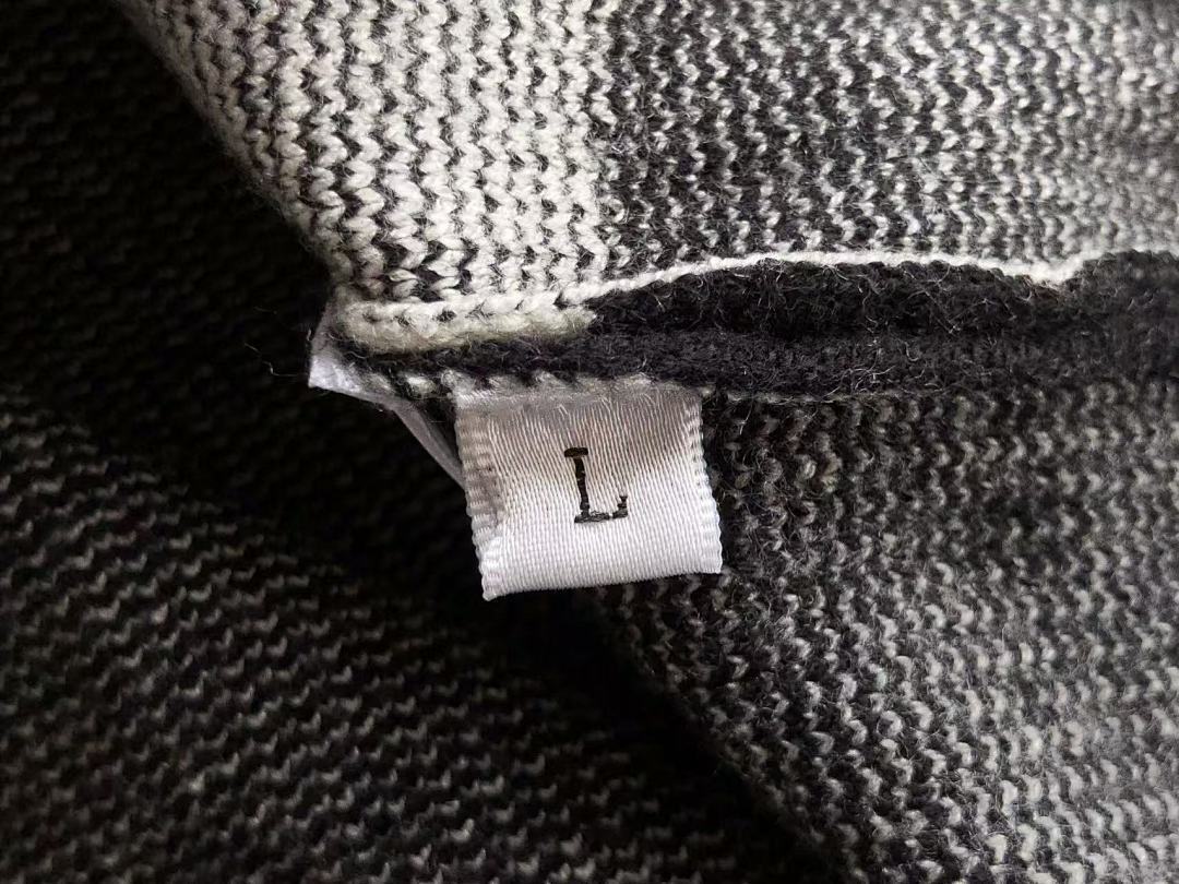 Burberry SWEATER