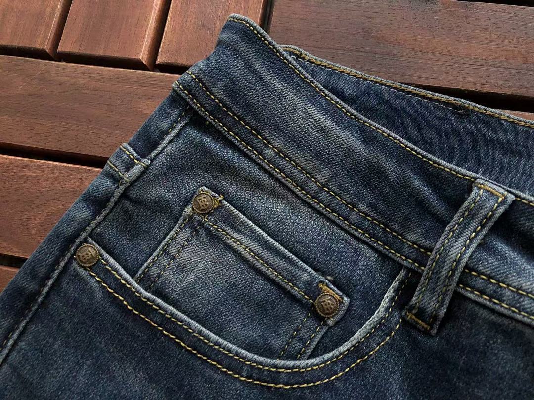Burberry JEANS