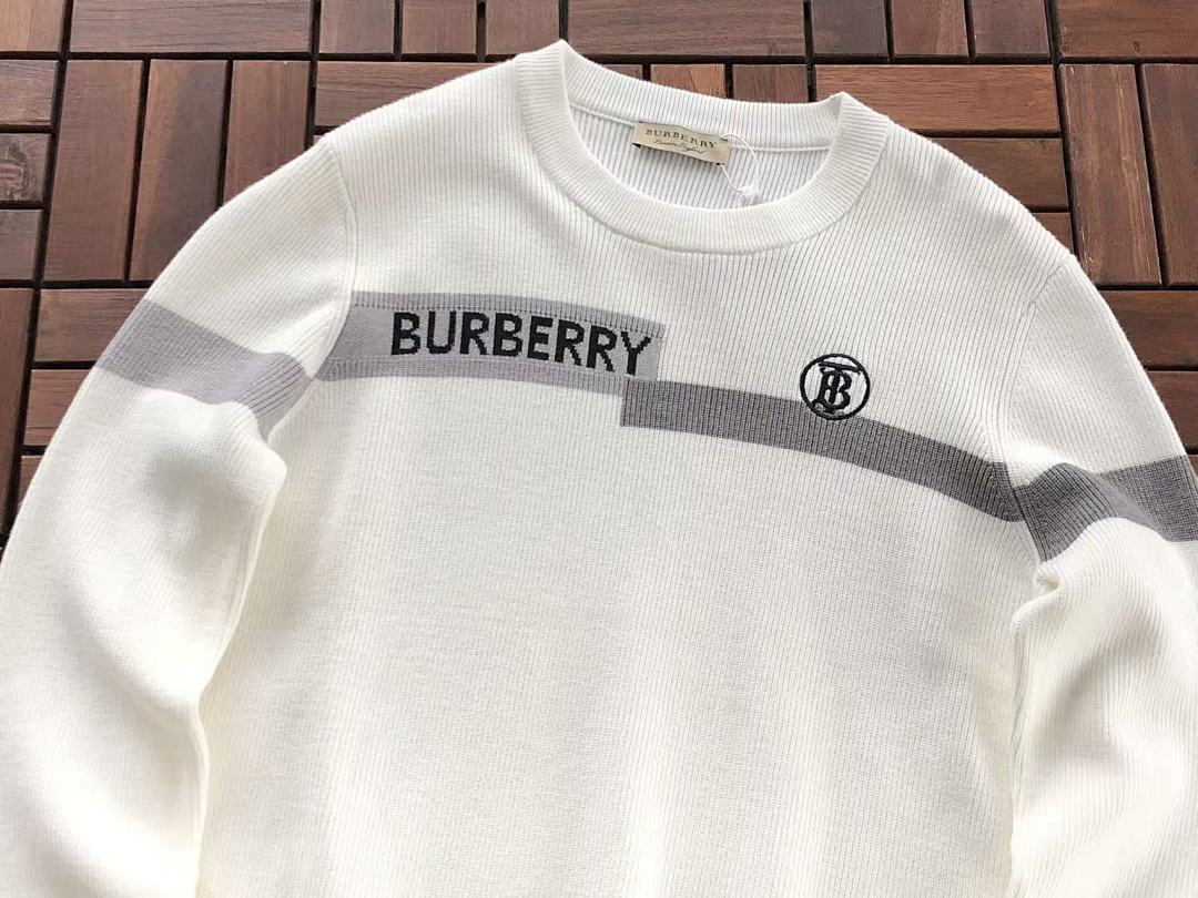 Burberry SWEATER