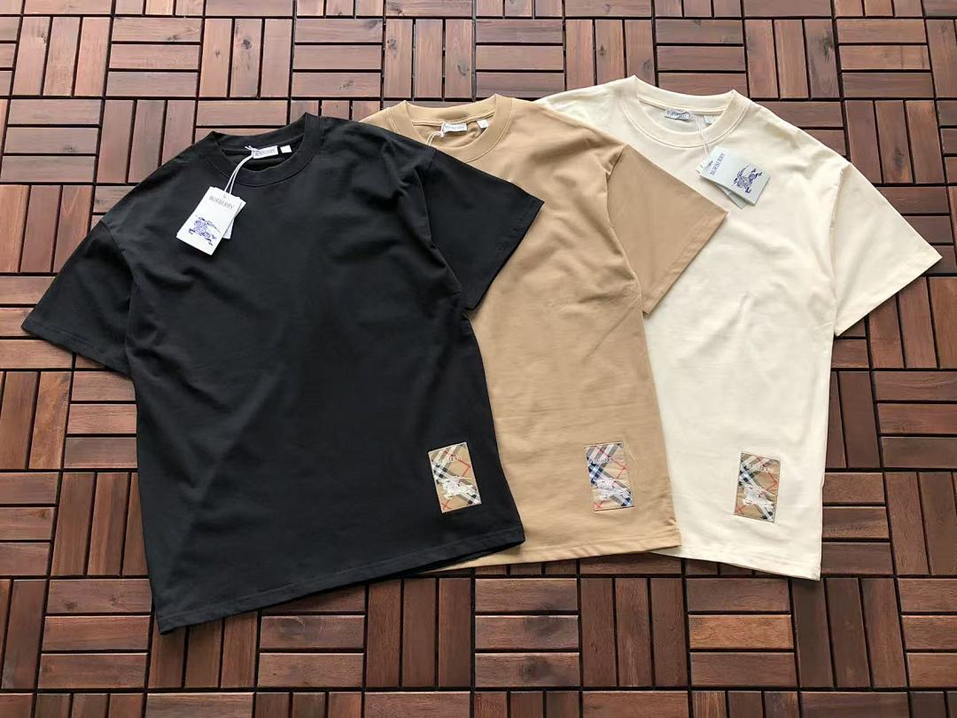 Burberry T-SHIRT