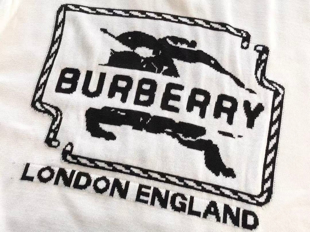 Burberry T-SHIRT