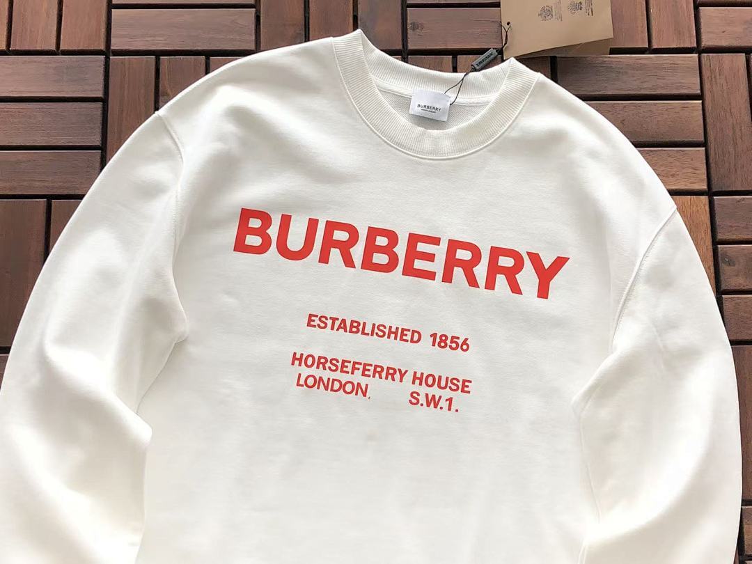 Burberry SWEATER