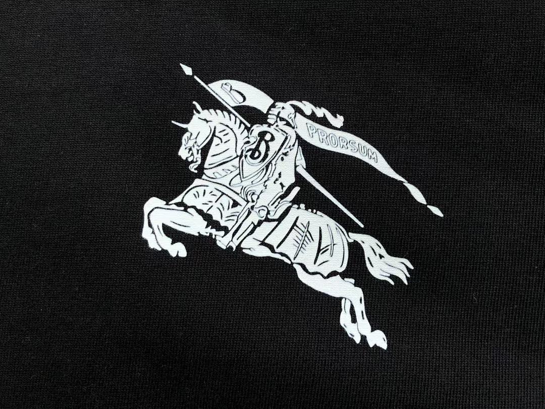 Burberry T-SHIRT