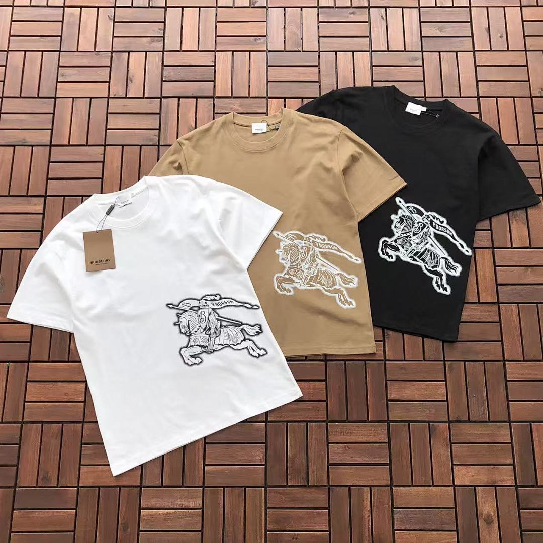 Burberry T-SHIRT