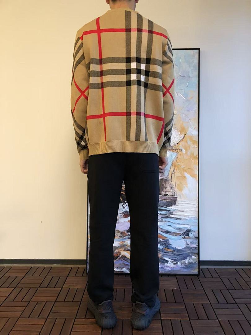Burberry SWEATER