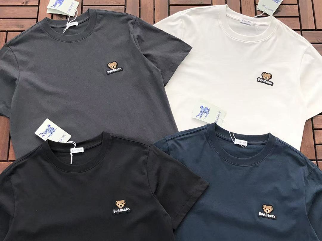 Burberry T-SHIRT