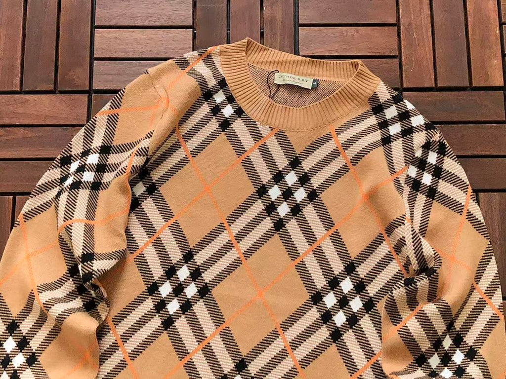 Burberry SWEATER