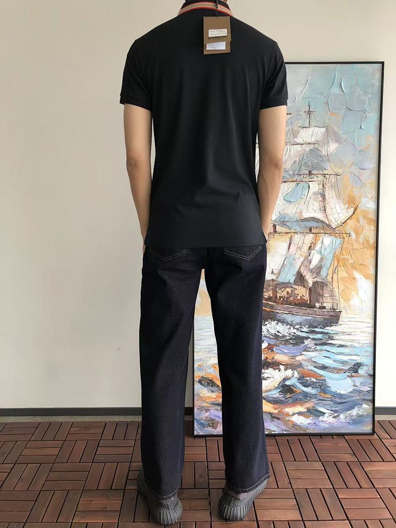 Burberry T-Shirt