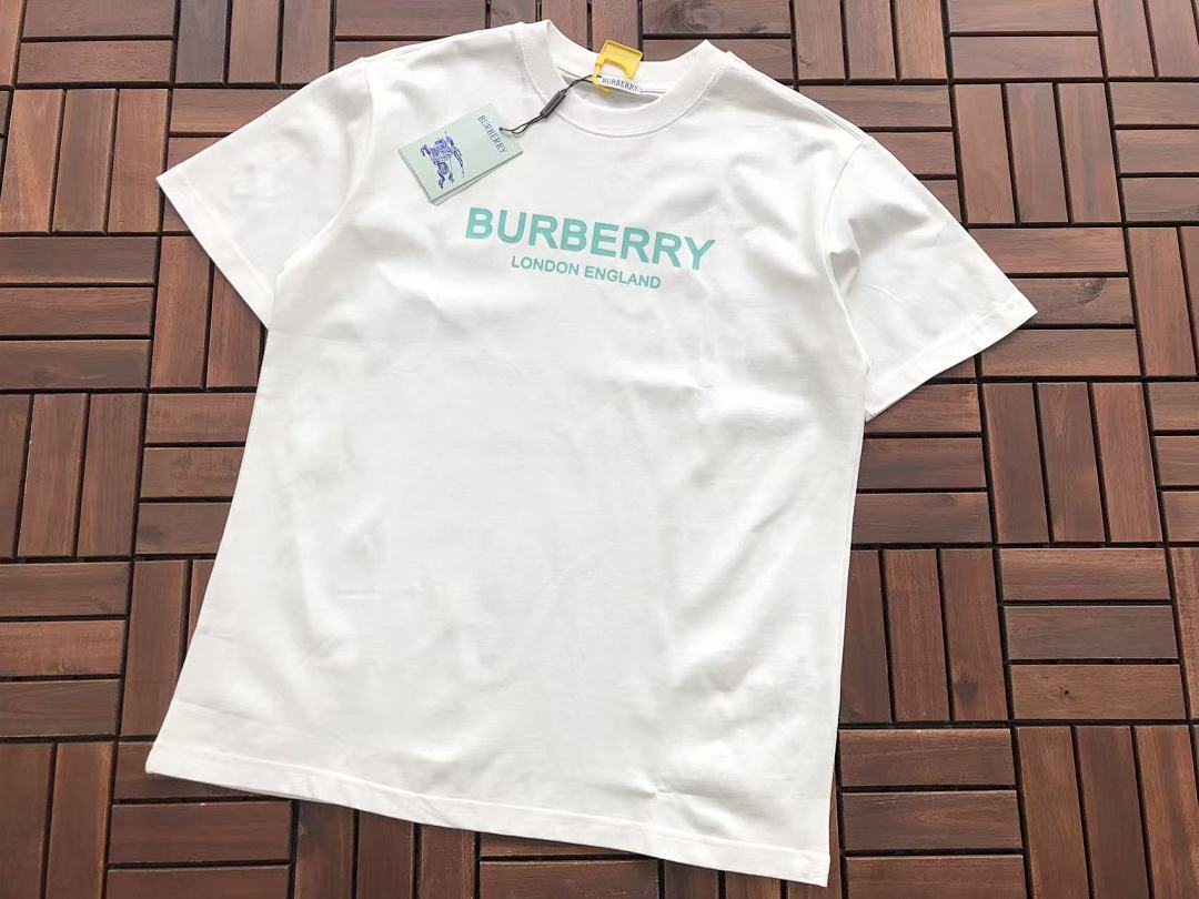 Burberry T-SHIRT