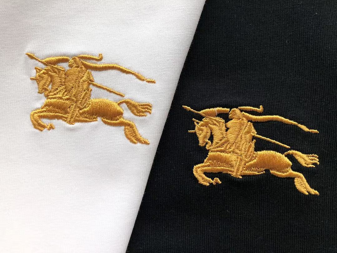 Burberry T-Shirt