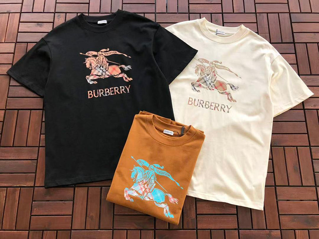 Burberry T-SHIRT