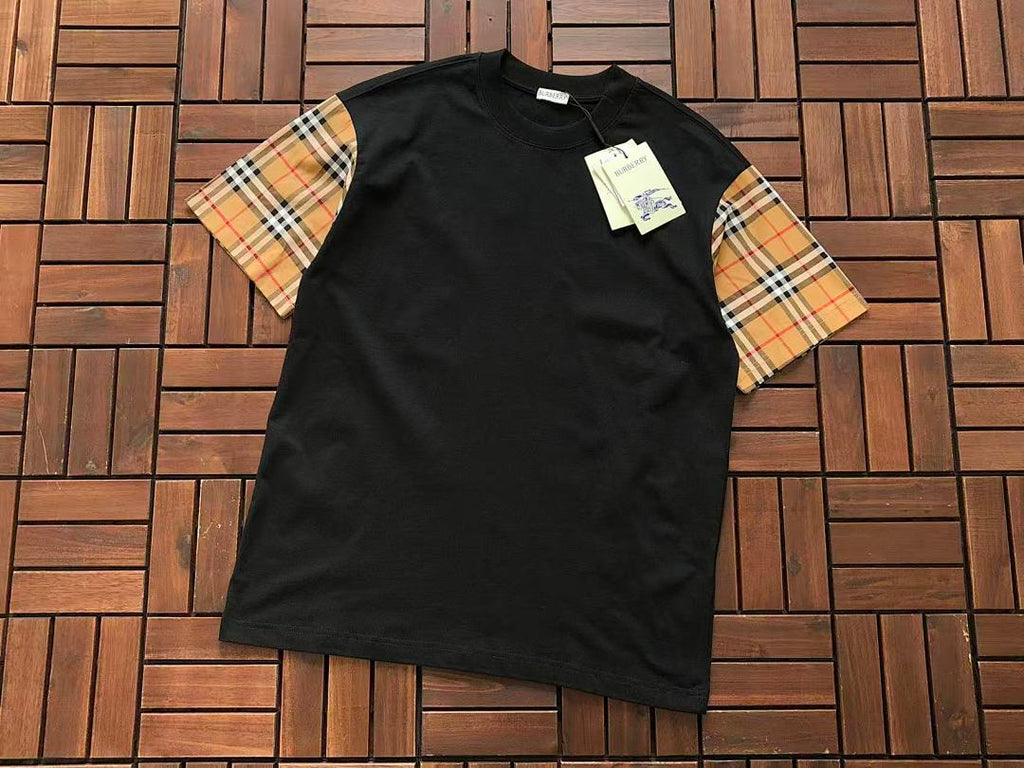 Burberry T-SHIRT