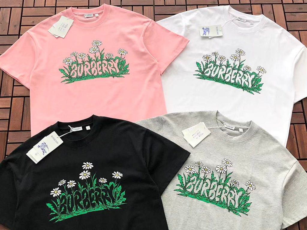 Burberry T-SHIRT