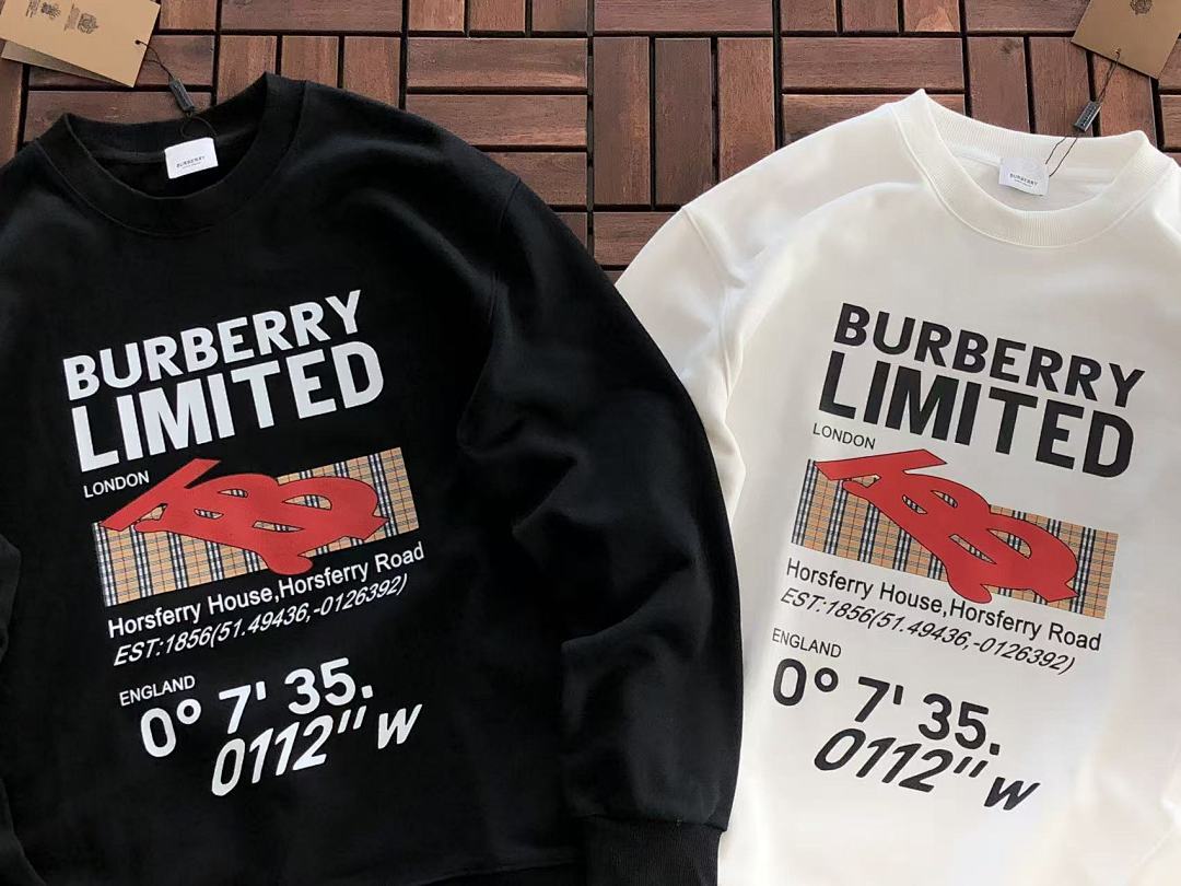 Burberry SWEATER