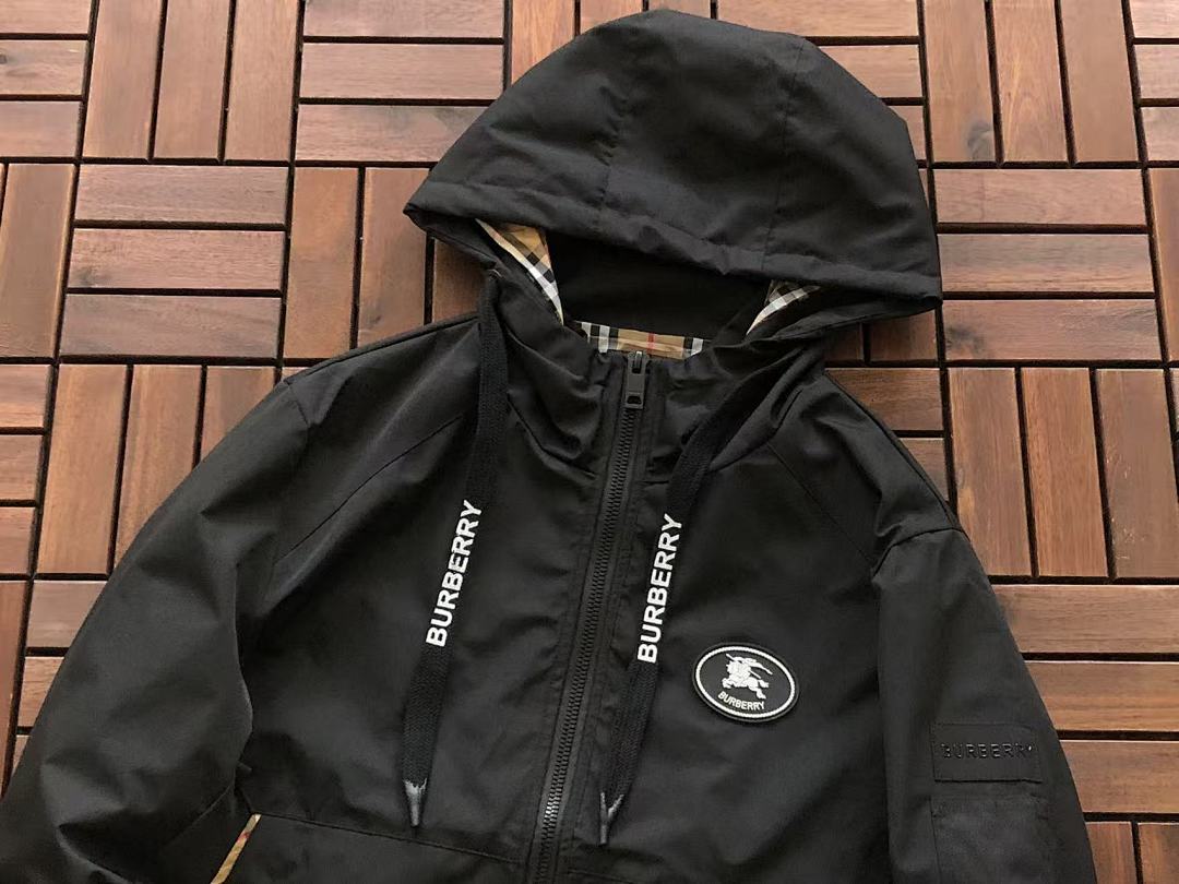 Burberry JACKET