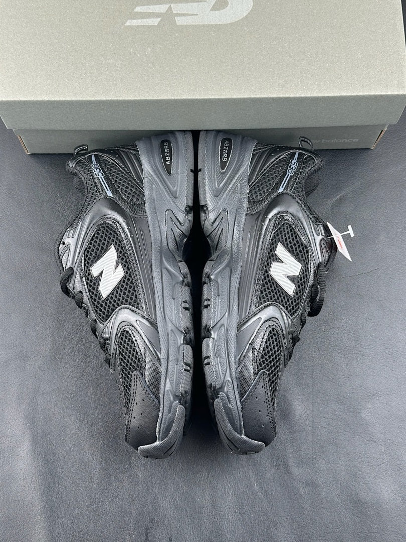 New Balance 530 Sneakers