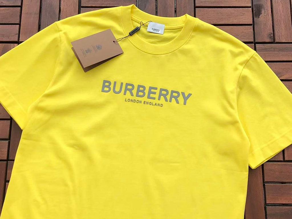 Burberry T-Shirt