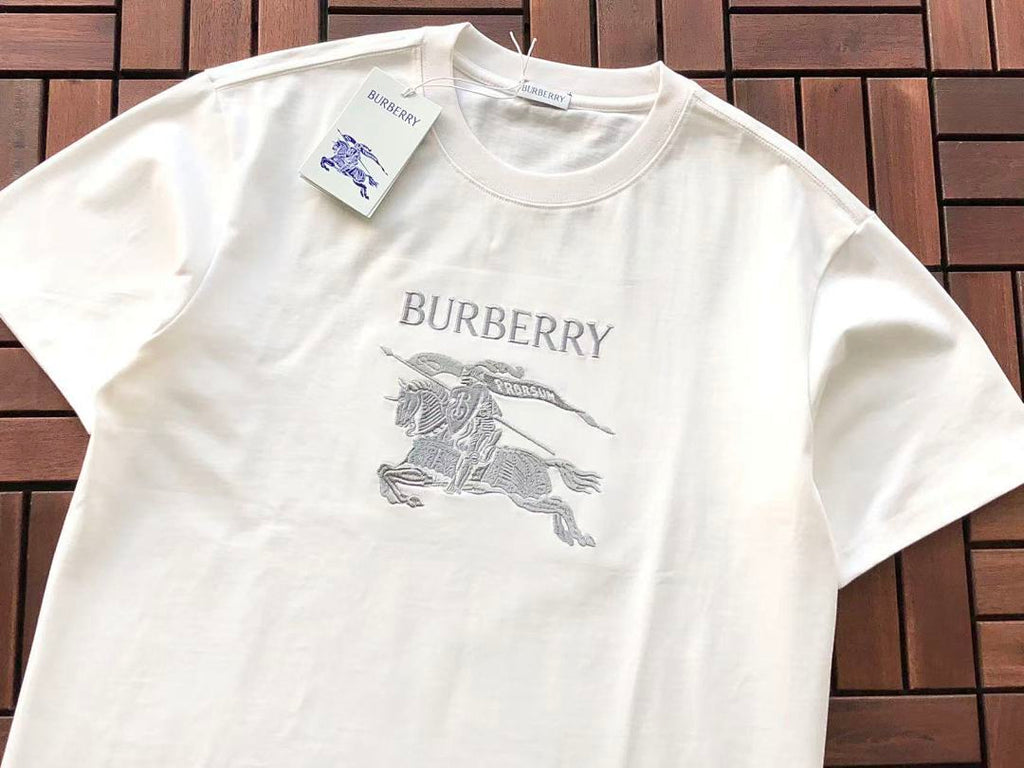 Burberry T-SHIRT