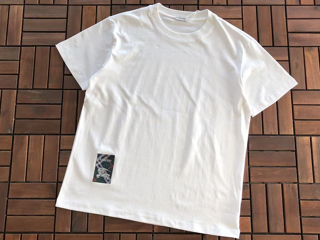 Burberry T-SHIRT