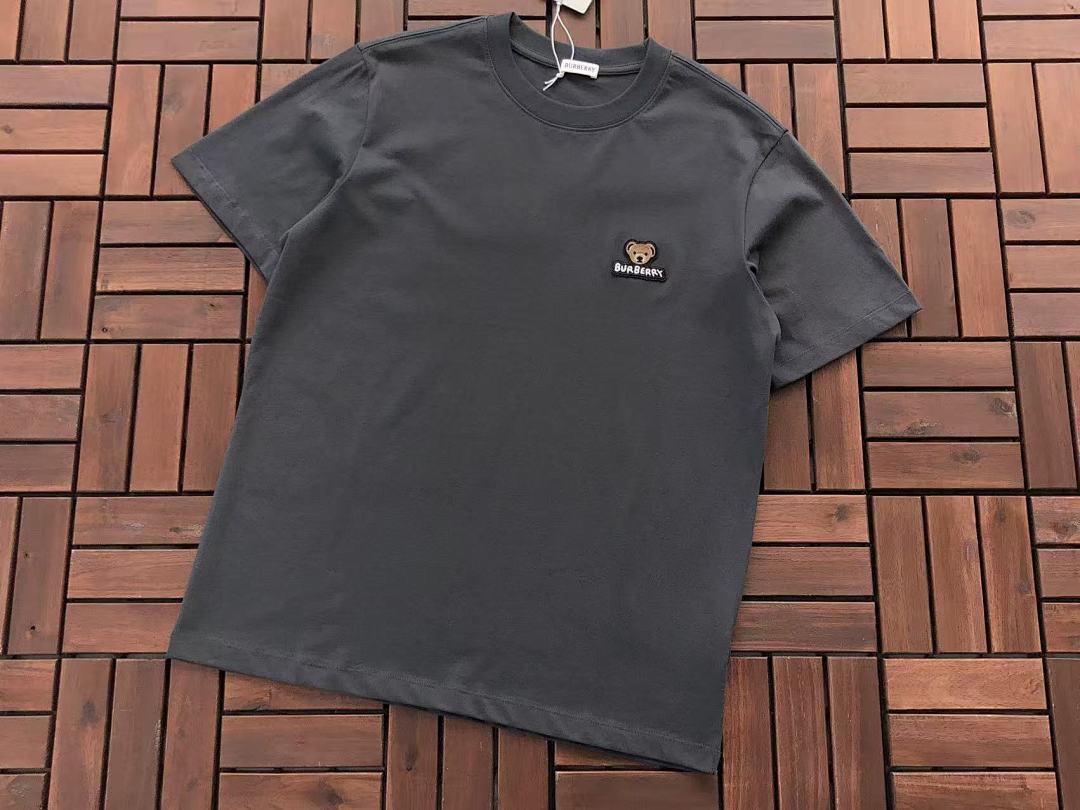 Burberry T-SHIRT