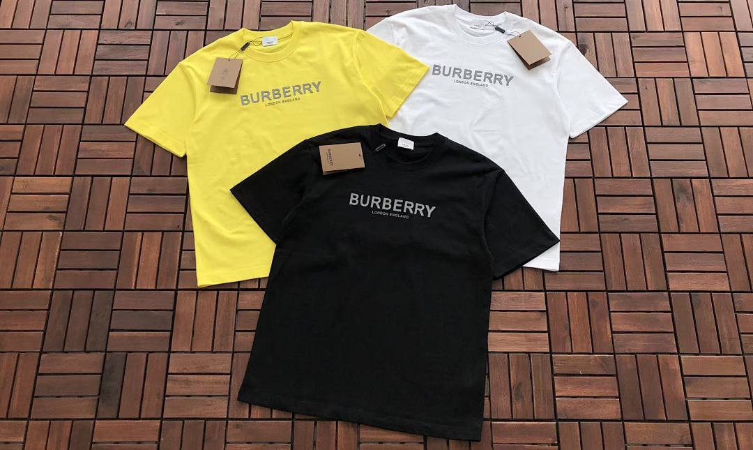 Burberry T-Shirt