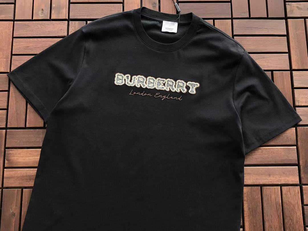 Burberry T-SHIRT