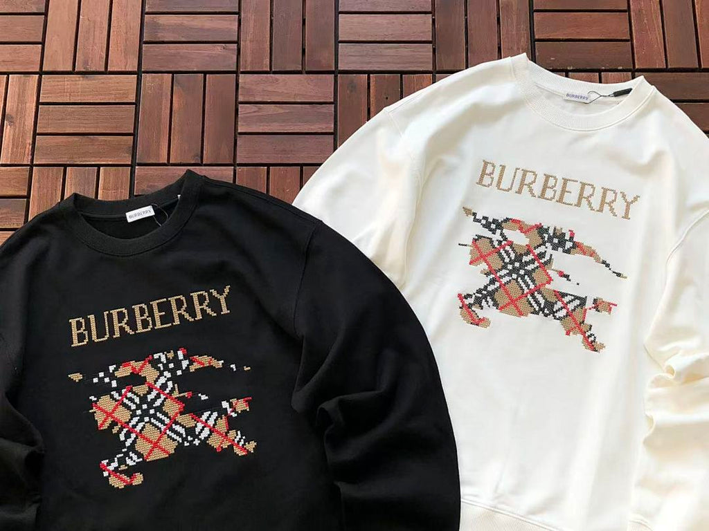 Burberry SWEATER