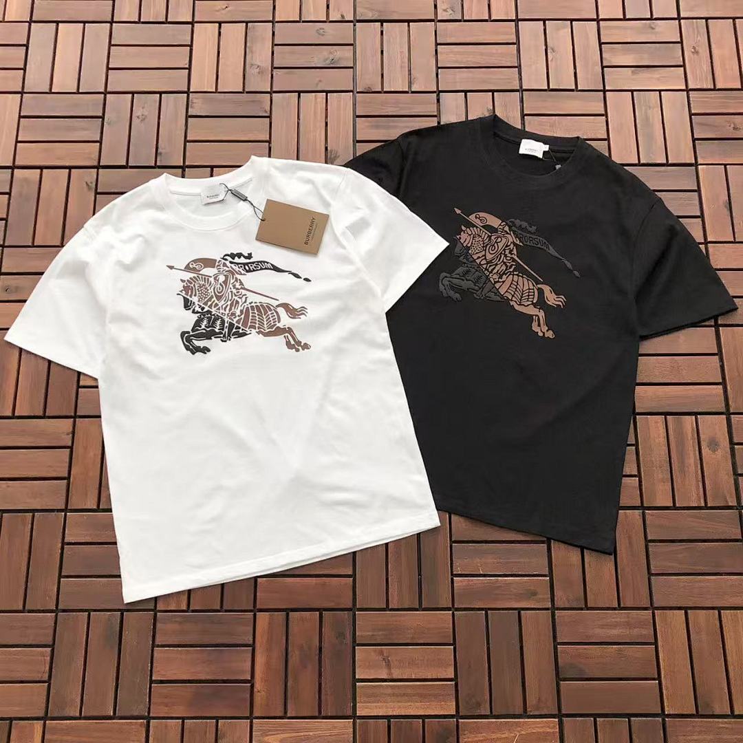 Burberry T-SHIRT