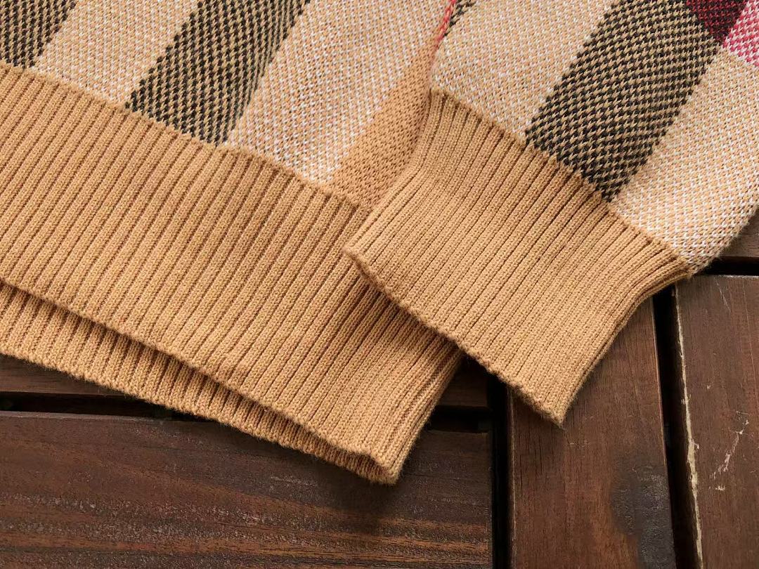 Burberry SWEATER
